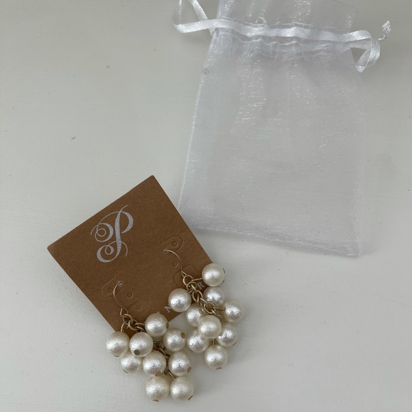 Plunder Jewelry - Plunder Pearl Drop Earrings